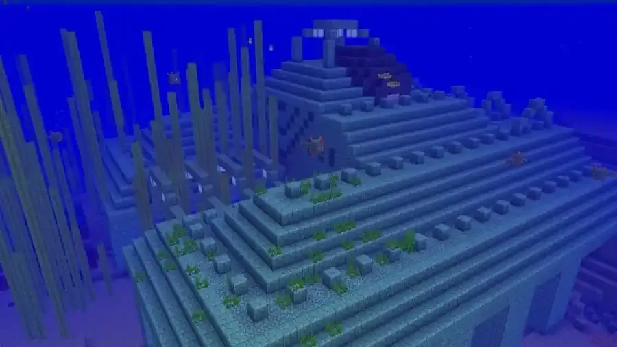 Minecraft Ocean Monument underwater